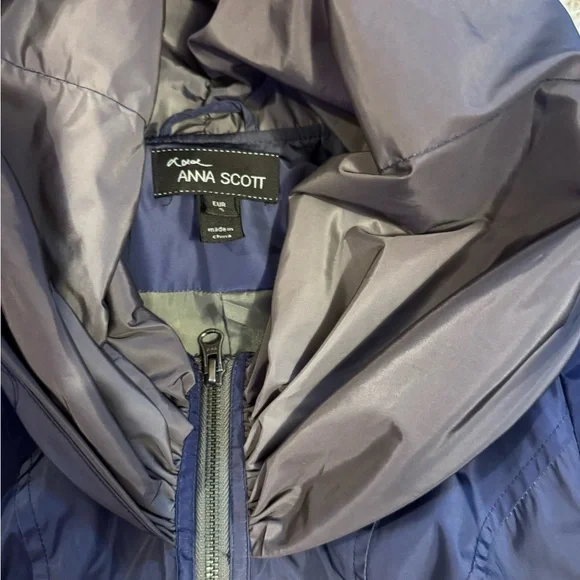 Elegant Blue Trench Coat - Picture 5 of 5